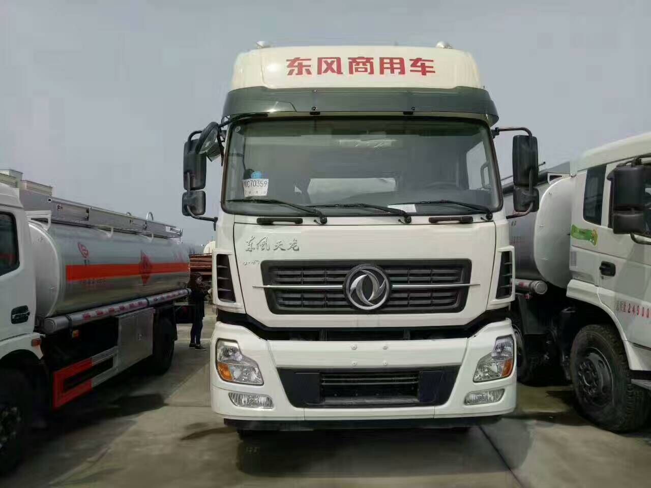 油罐車(chē)圖片 油罐車(chē)圖片