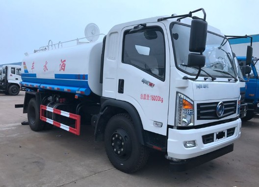 �|�L����8����ˮ܇�DƬ