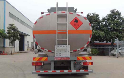 東風(fēng)天龍前四后八油罐車圖片 東風(fēng)天龍前四后八油罐車圖片