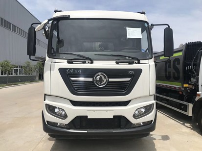 �����|�L(f��ng)���\���sʽ����܇�DƬ