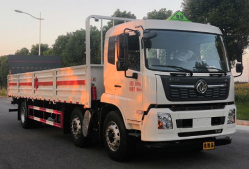 東風(fēng)天錦小三軸(6x2)氣瓶運(yùn)輸車 東風(fēng)天錦小三軸(6x2)氣瓶運(yùn)輸車