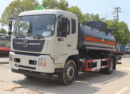 國(guó)六東風(fēng)天錦化工車圖片 國(guó)六東風(fēng)天錦化工車圖片