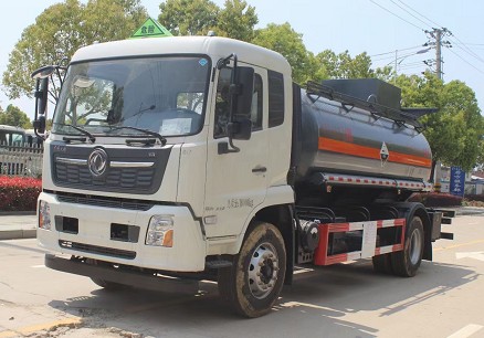 國(guó)六東風(fēng)天錦化工車圖片 國(guó)六東風(fēng)天錦化工車圖片