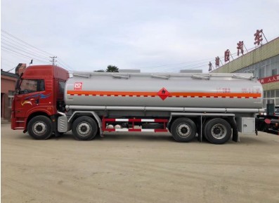 力神油罐車 力神油罐車