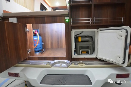 �R�Ǵ�ͨV80��픷�܇