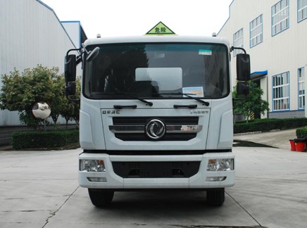 國六12.6方東風(fēng)多利卡D9加油車 國六12.6方東風(fēng)多利卡D9加油車