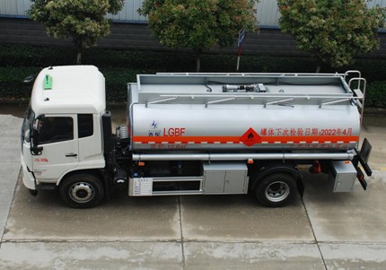 國(guó)六東風(fēng)天錦12.6方加油車 國(guó)六東風(fēng)天錦12.6方加油車