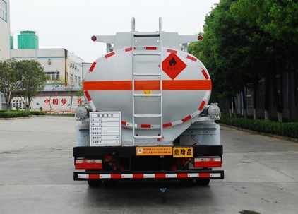 國六東風福瑞卡8.6方運油車 國六東風福瑞卡8.6方運油車