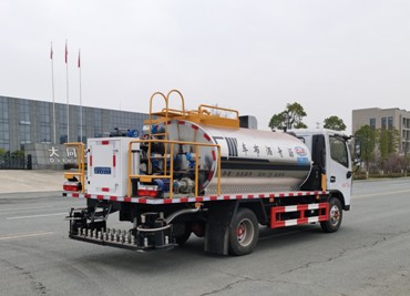 4.2立方標準型瀝青灑布車 4.2立方標準型瀝青灑布車