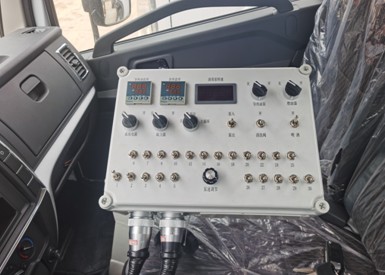 4.2立方標準型瀝青灑布車 4.2立方標準型瀝青灑布車