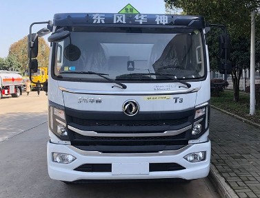 國六東風(fēng)華神(T3)8噸油罐車 國六東風(fēng)華神(T3)8噸油罐車