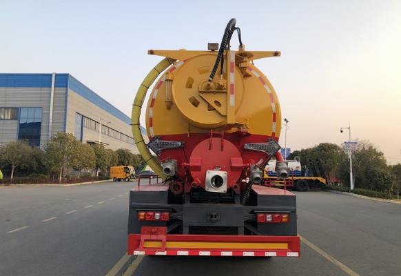 國六排放陜汽后八輪清洗吸污車 國六排放陜汽后八輪清洗吸污車