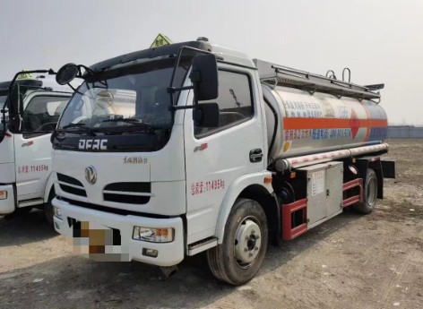 ����8������܇�������S������