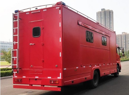 東風(fēng)天錦軍用炊事車(chē) 東風(fēng)天錦軍用炊事車(chē)