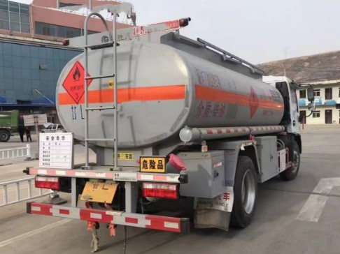 ����8���͹�܇�����C���գ�