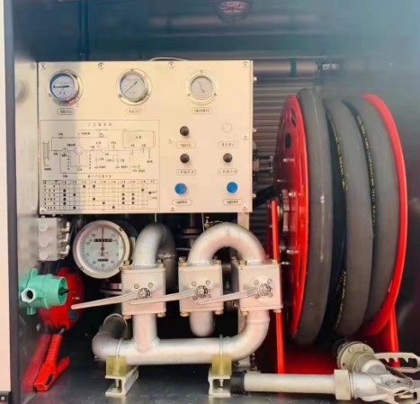 成龍威4.7方飛機加油車_東風(fēng)多利卡飛機加油車_楚飛牌CLQ5070GJY6F型飛機加油車 成龍威4.7方飛機加油車_東風(fēng)多利卡飛機加油車_楚飛牌CLQ5070GJY6F型飛機加油車