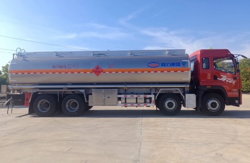 ���JK6ǰ�ĺ���X�Ͻ��͹�܇_������CL5320GYYLBWN���X�Ͻ��\(y��n)��܇