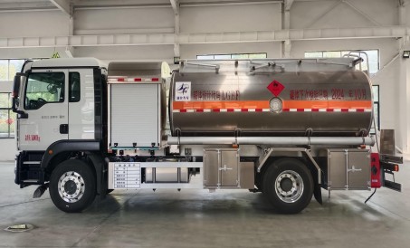 �����ǵ¿�13���w�C����܇_�R����QXC5186GJYZ6A���w�C����܇