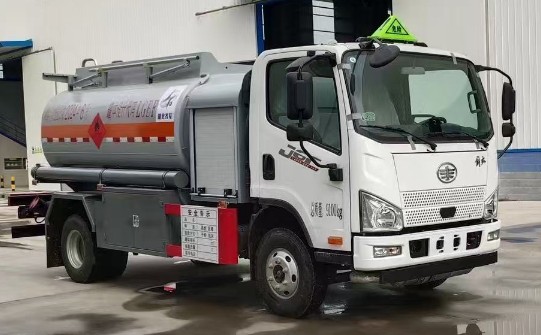 8.5方解放J6F飛機(jī)加油車_齊星牌QXC5120GJYC6A型飛機(jī)加油車 8.5方解放J6F飛機(jī)加油車_齊星牌QXC5120GJYC6A型飛機(jī)加油車