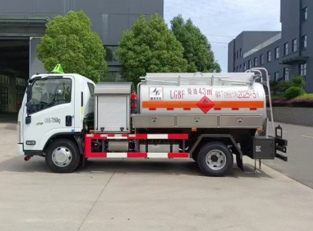 �c���ʮ�4.3���w�C����܇_�R����QXC5072GJYJX�ͼ���܇