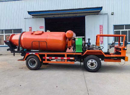 �Ĳ���2.5������܇����Һ������