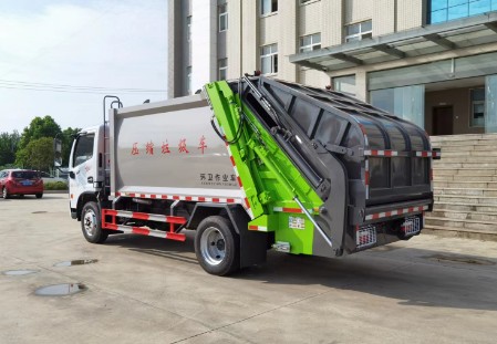 王力壓縮垃圾車廠家_東風(fēng)多利卡11方壓縮垃圾車價格 王力壓縮垃圾車廠家_東風(fēng)多利卡11方壓縮垃圾車價格