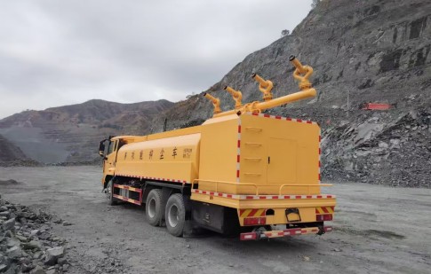 70��-80�׶๦�ܱ����։m܇_�����Vɽ�๦�ܱ����։m܇